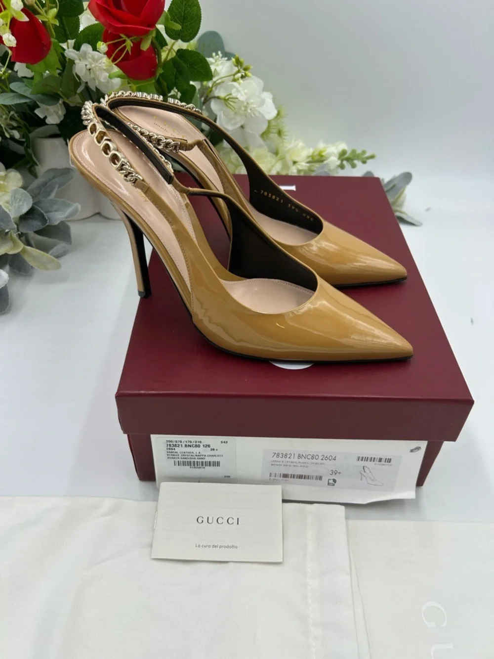 Women's Gucci Signoria chain patent sling back pumps size 39.5 made in Italy